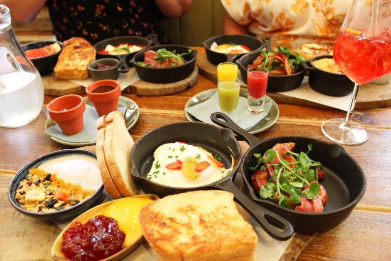 35 Best Bottomless Brunch in London on a Saturday Brunch or Breakfast?