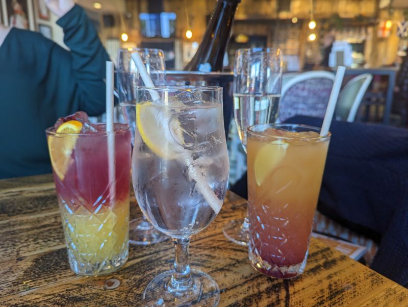 Bottomless Brunch crafted social pubs